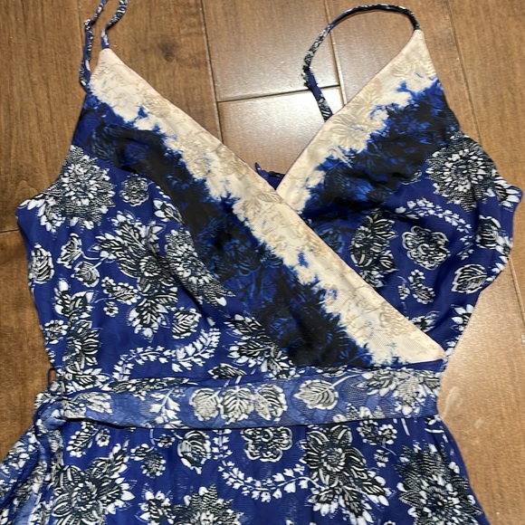 Guess summer dress size M - Picture 2 of 4